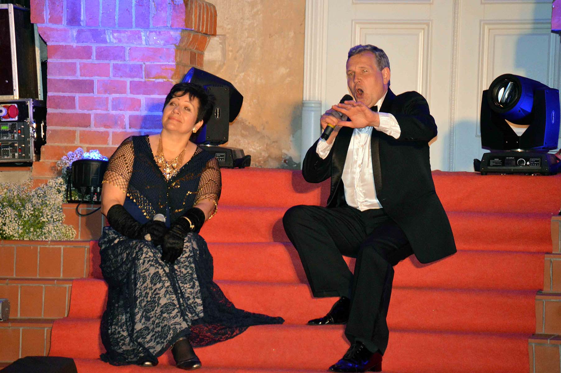 Duets from popular operas and operettas were performed by Lithuanian Opera in Chicago soloist Genovaitė Bigenytė and Klaipeda Musical Theatre soloist Mindaugas Gylys.jpg