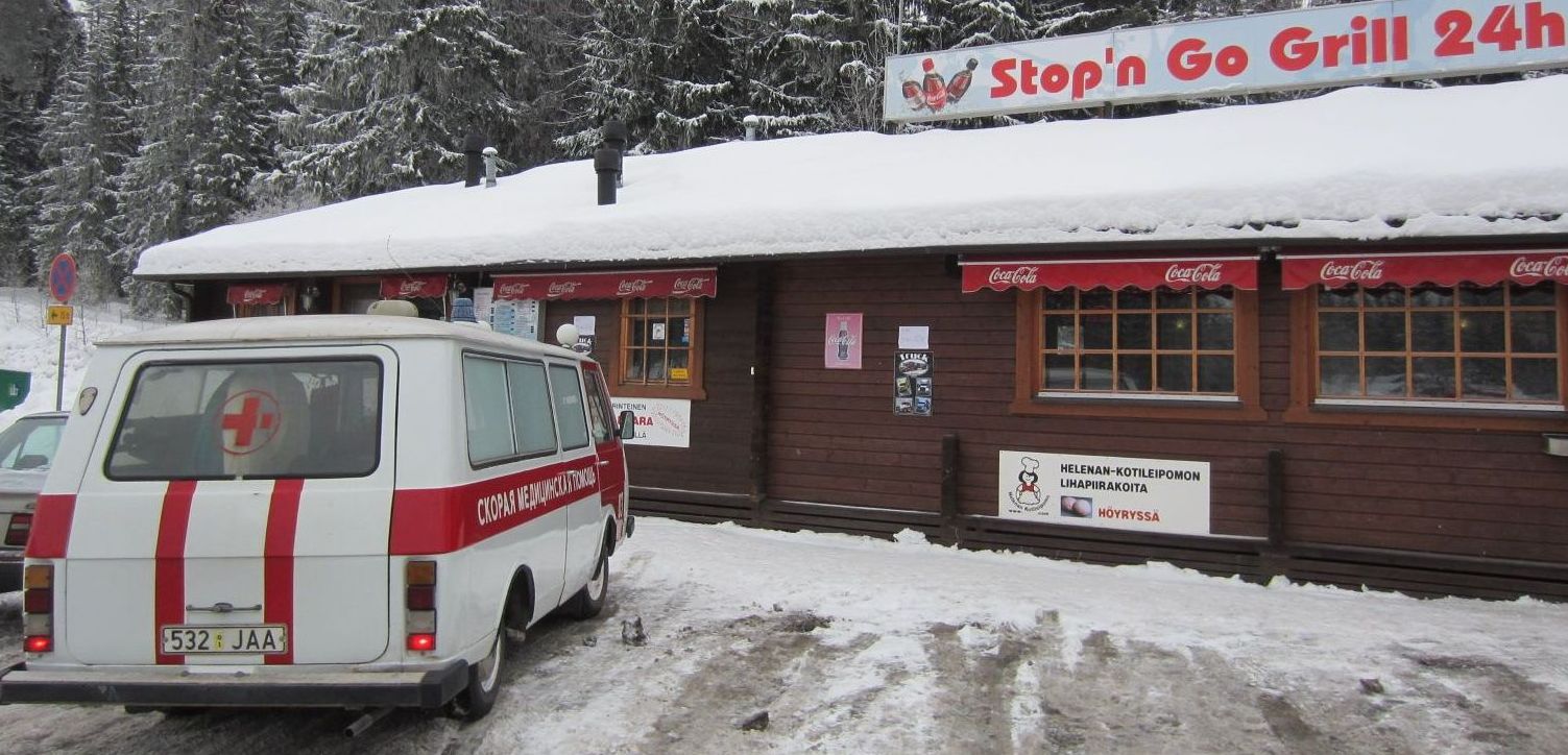 8.veeb.Esimene kehakinnitus Soomes STOP N GO GRILLIS..jpg